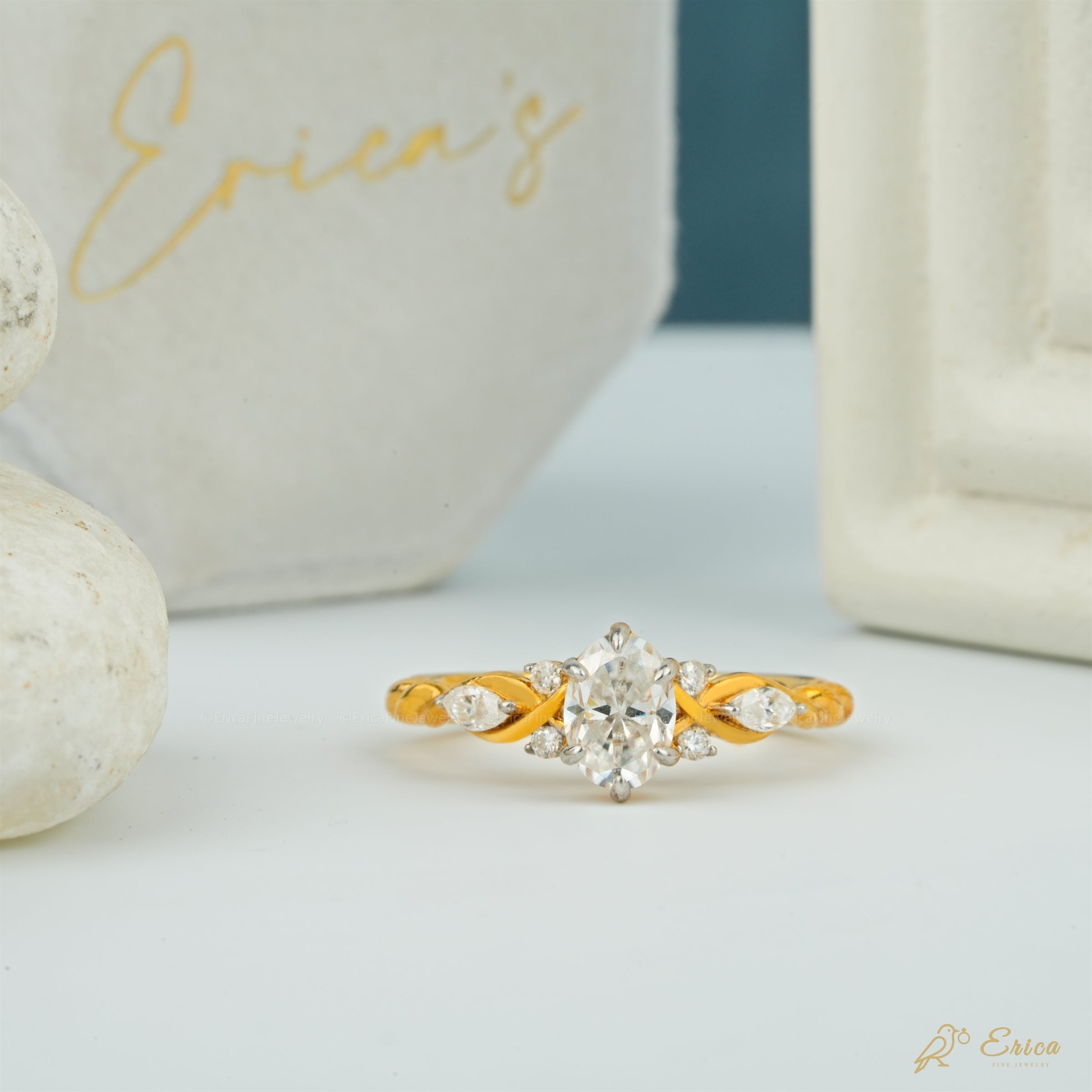 The Enchanted - Oval Vine Ring