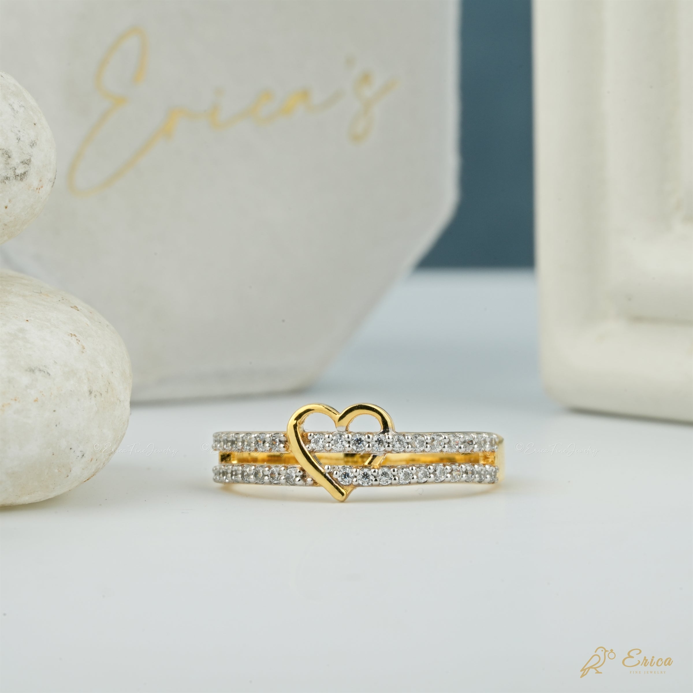 The Chevron - Curved Pavé Band