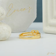 The Chevron - Curved Pavé Band