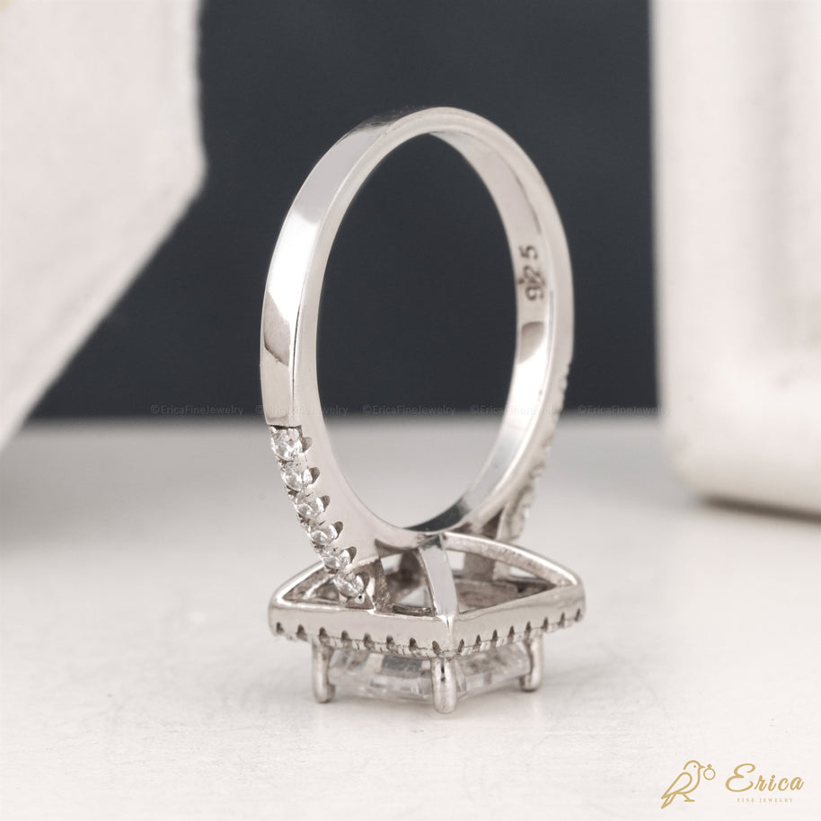The Valencia - Asscher Cut Classic Halo