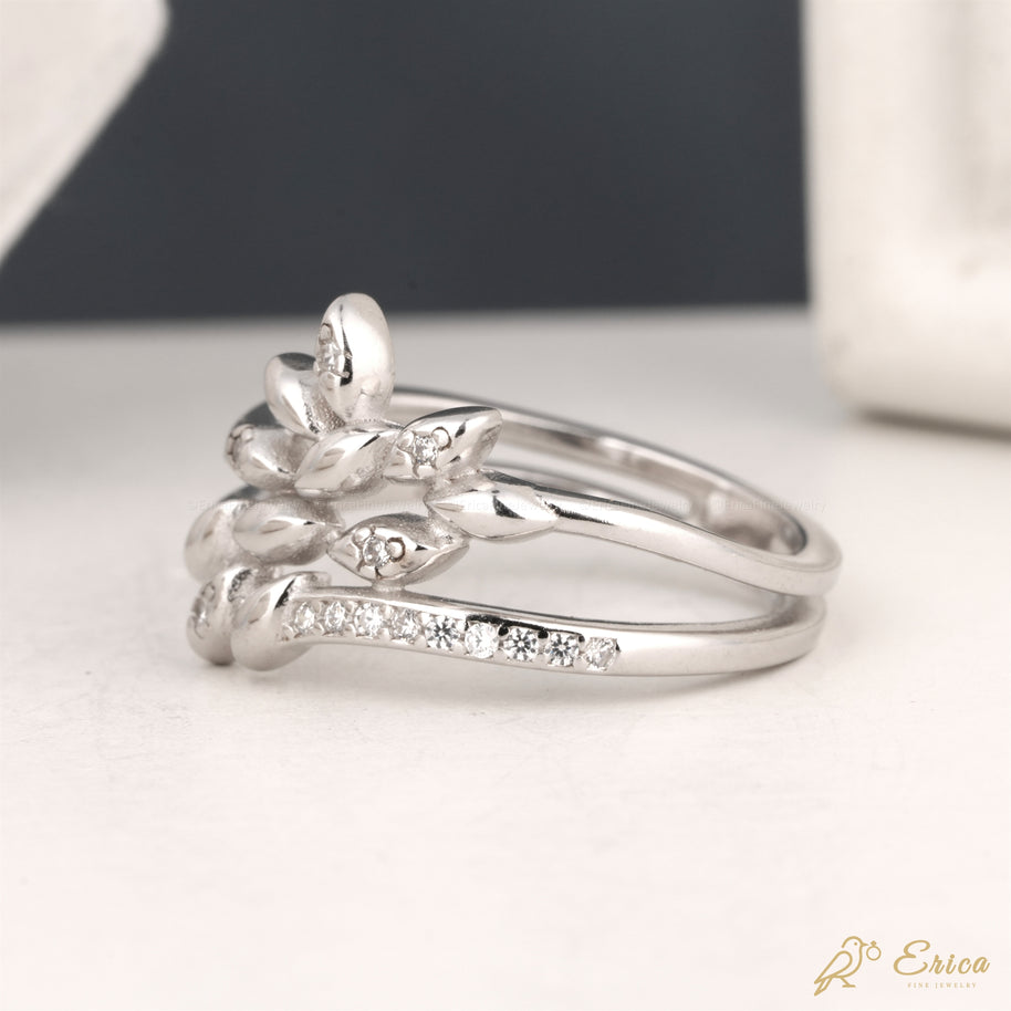 The Evangeline - Marquise Leaf Cluster Double Band