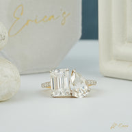 The Regal - Crown Pavé Pear & Emerald Toi et Moi