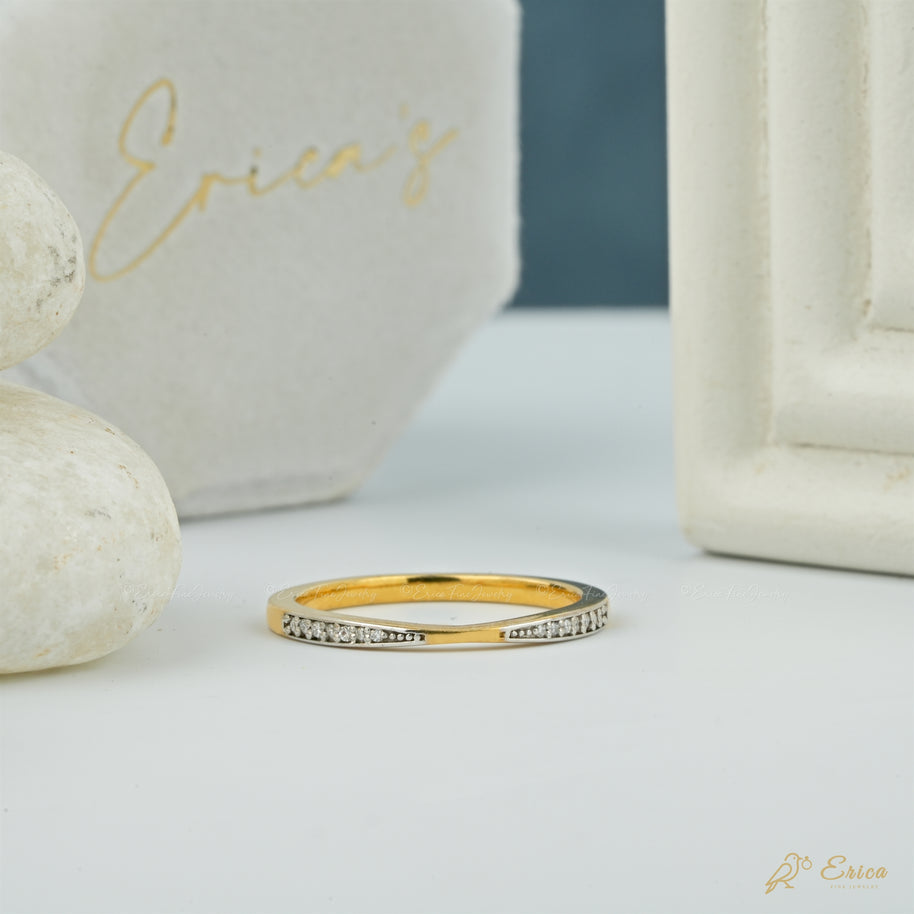The Delicate - Dainty Pavé Band