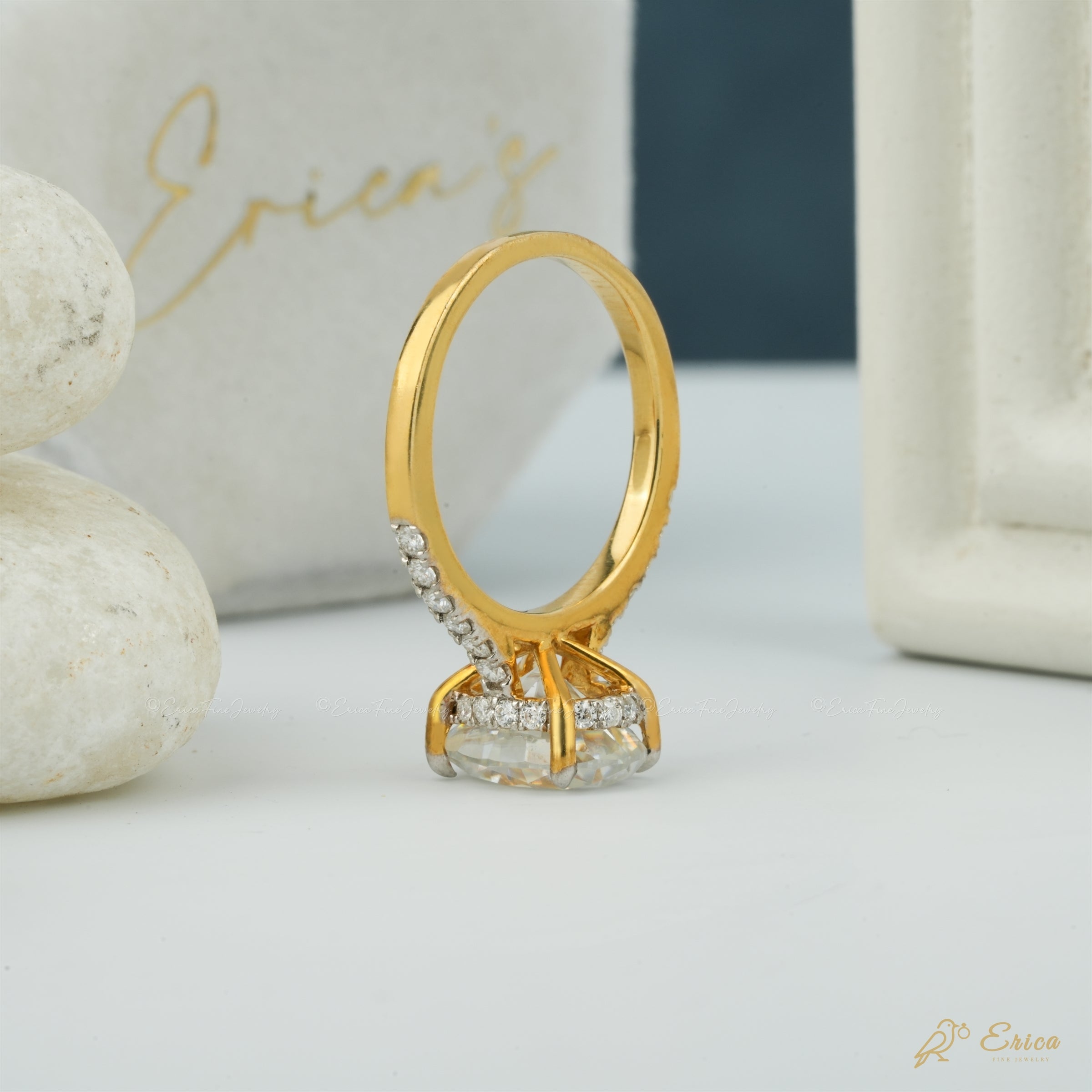 The Mirage - Oval Hidden Halo Pavé