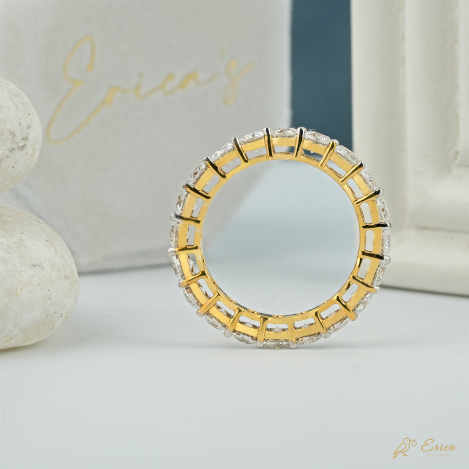 The Classic - Round Brilliant Eternity Band