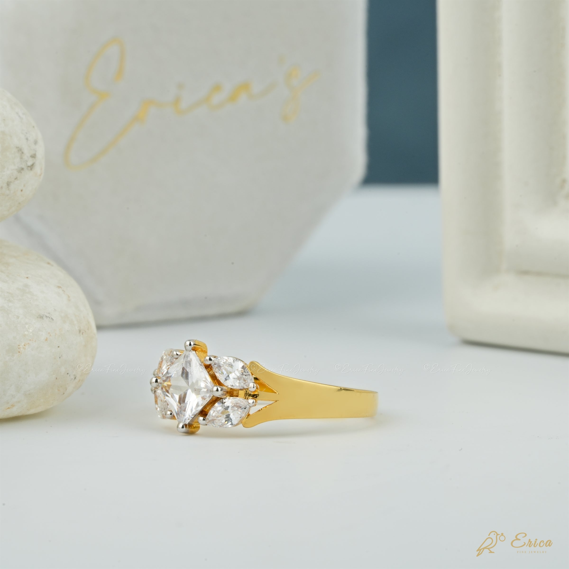 The Royal - Princess Cut with Marquise Sides