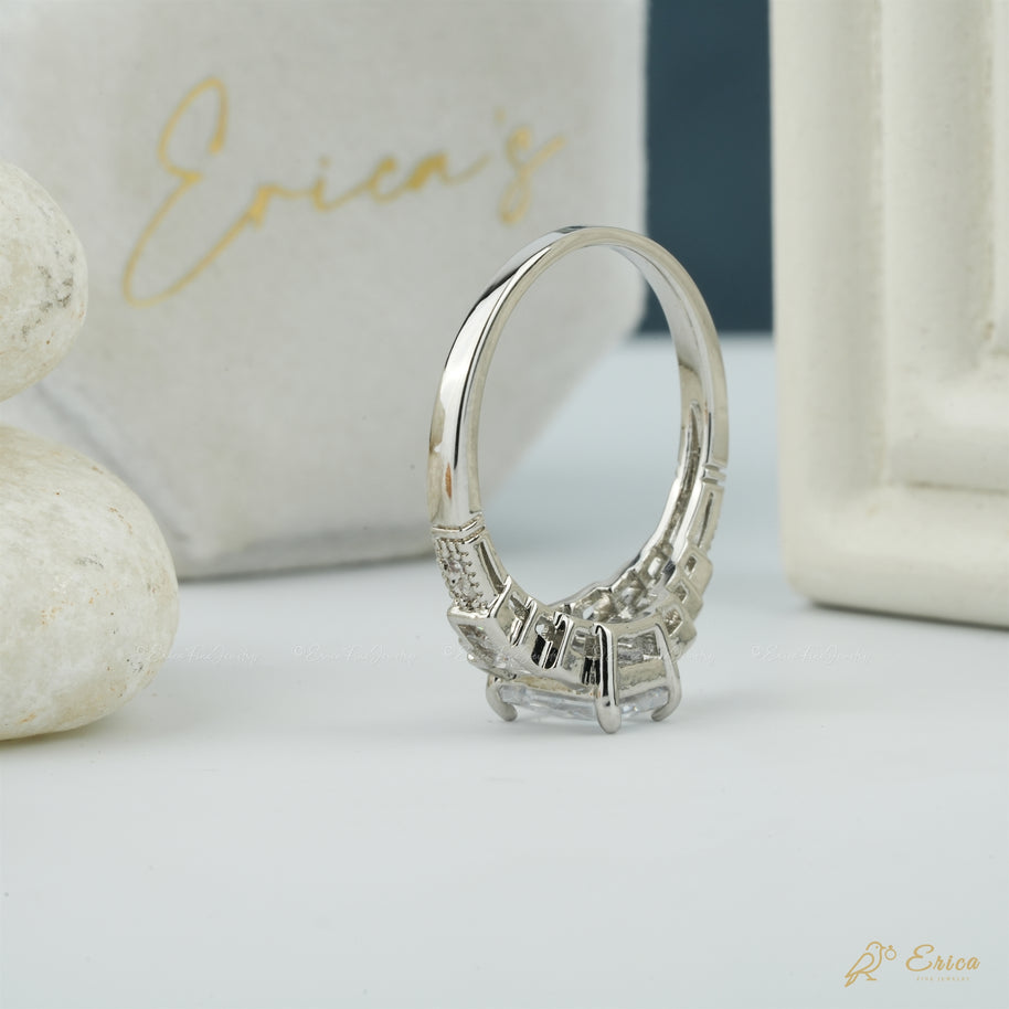 The Empire - Radiant Three Stone Pavé