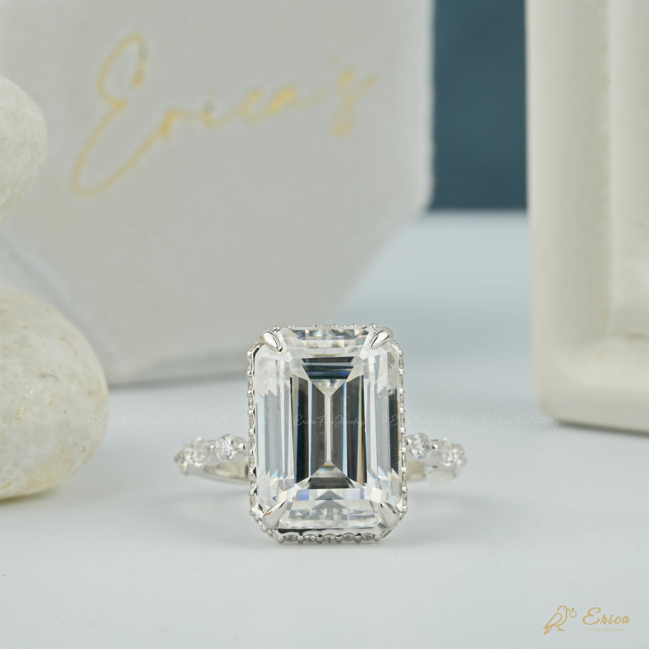 The Regency - Emerald Milgrain Halo