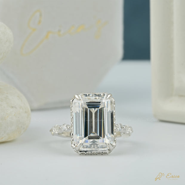 The Regency - Emerald Milgrain Halo