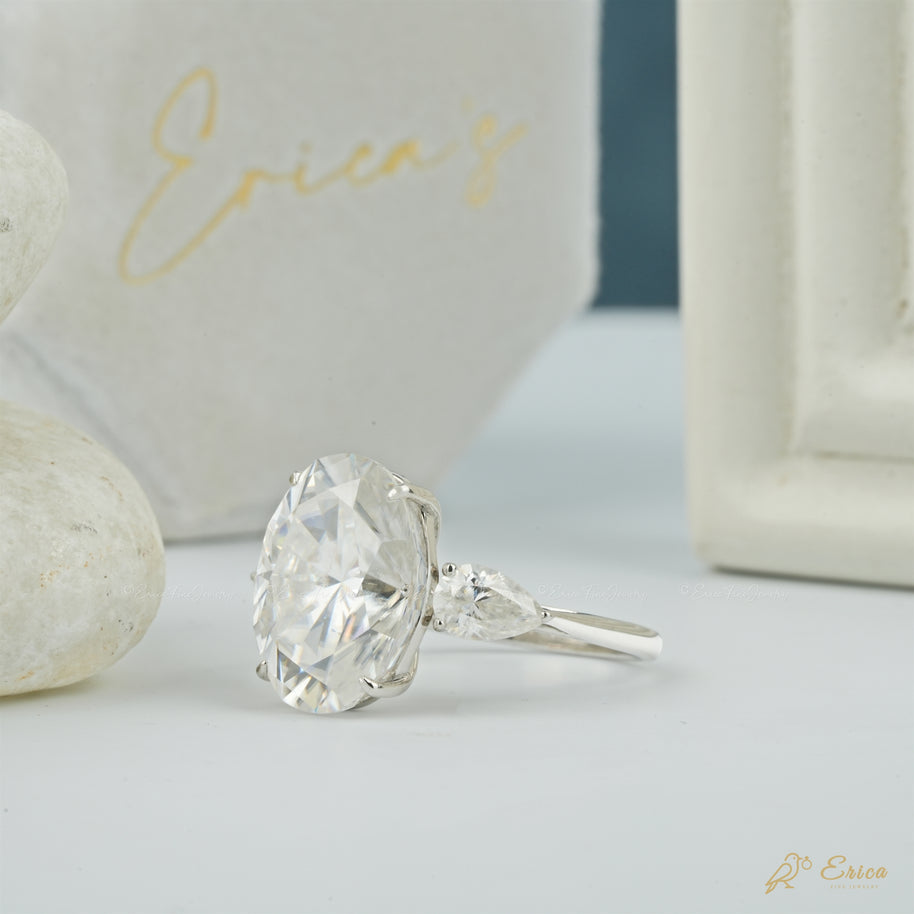 The Grace - Oval Three Stone