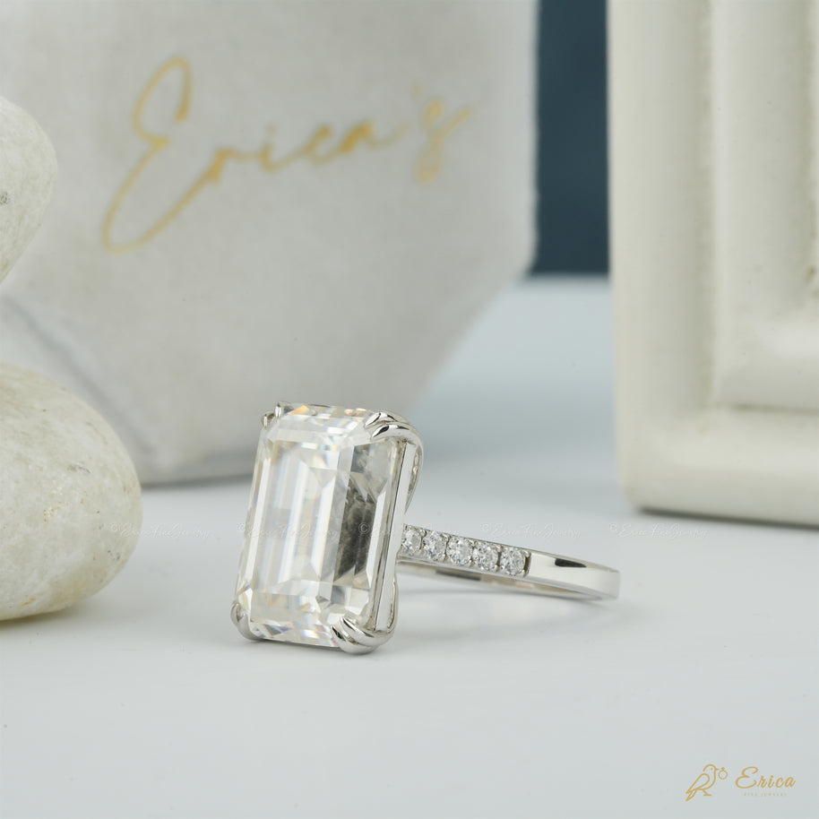 The Luxor - Emerald Solitaire Double Prong