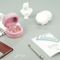 The Heirloom - Oval Milgrain Bridal Set